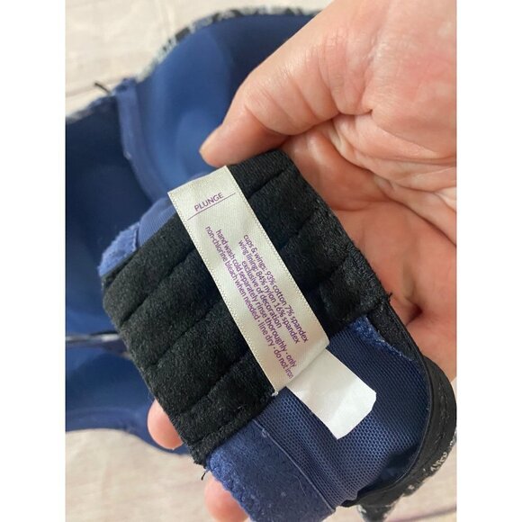 Cacique Women's Plunge Geometric Printed Bra - 42DD - Picture 11 of 11